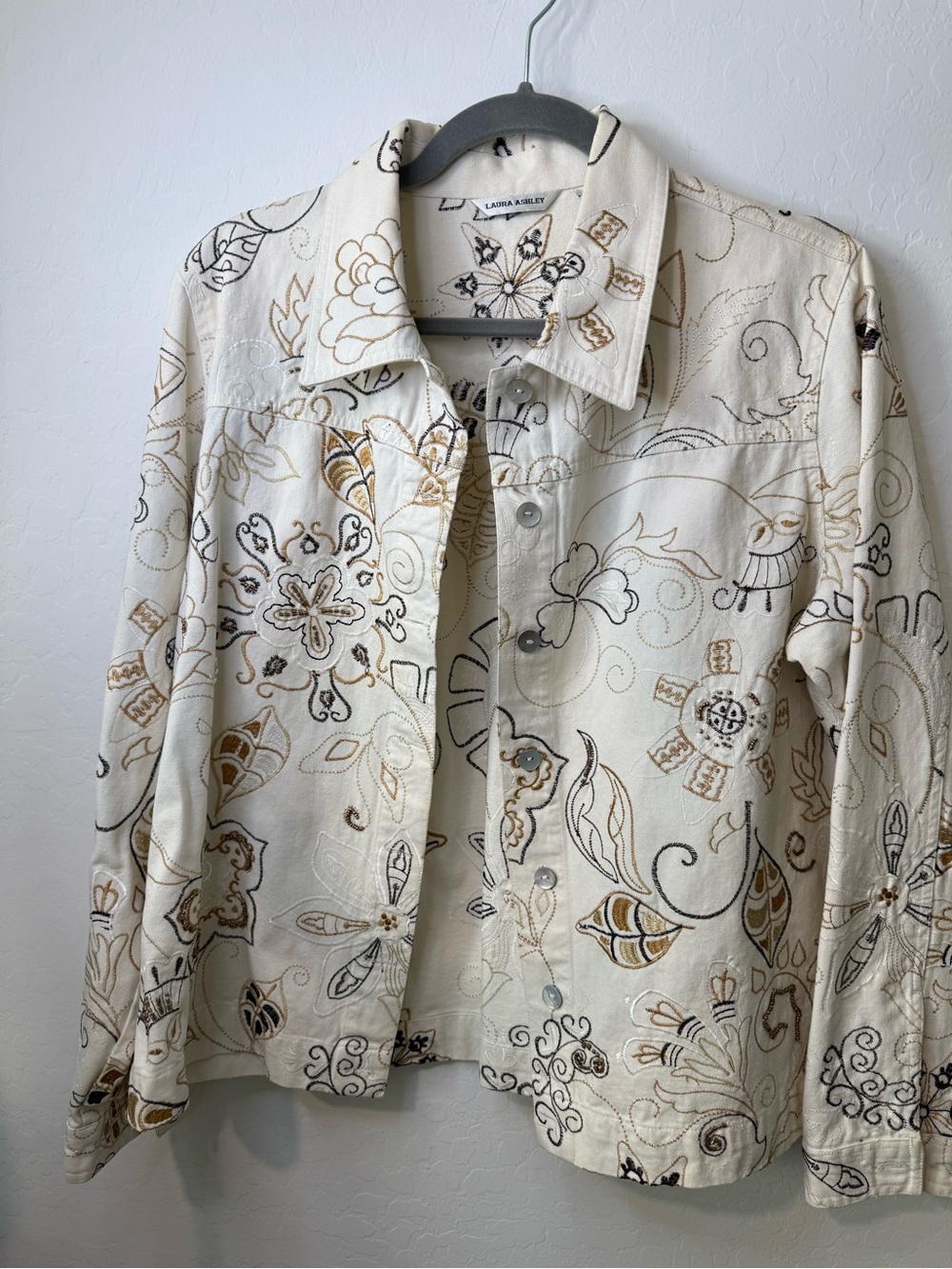 Laura Ashley Embroidered Floral Shirt Jacket Cream Black Tan Cotton L